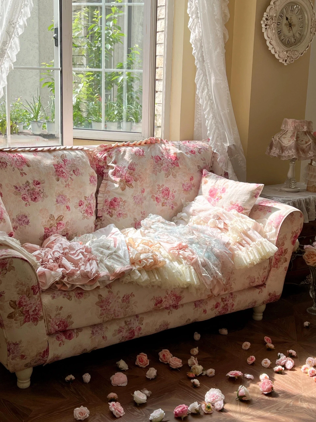 Blooming Flowers Lace Marie Antoinette Style Short Dress